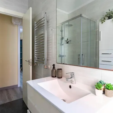 Apartamento Residencial Cerca De Las Estaciones *