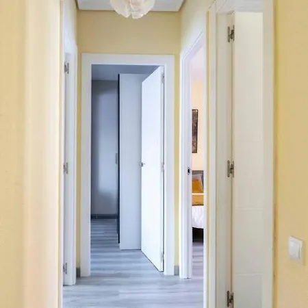 Apartamento Residencial Cerca De Las Estaciones * 산탄데르