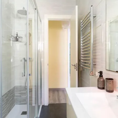 Apartamento Residencial Cerca De Las Estaciones Lägenhet Santander